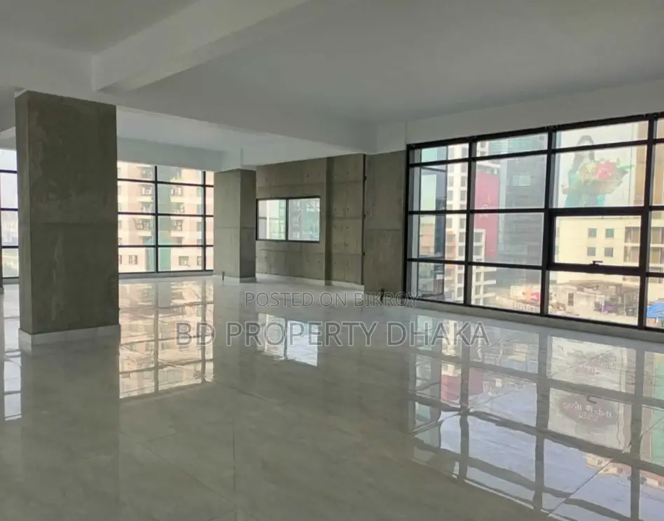 10000 Sqft Open New Building Commercial Space Rent In Gulshan Avenue in Gulshan