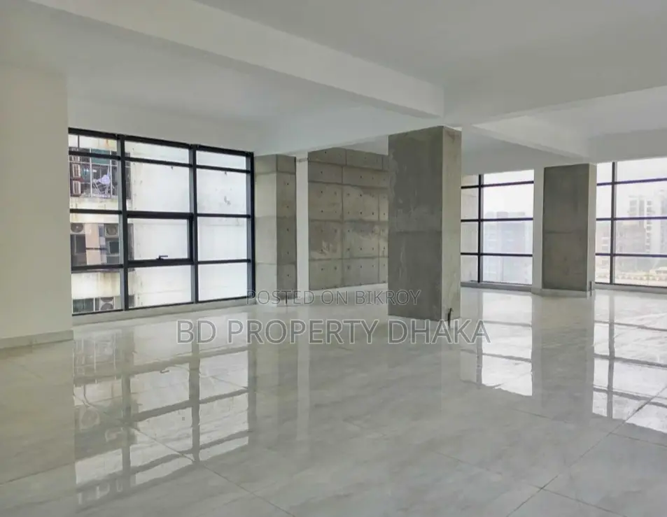 10000 Sqft Open New Building Commercial Space Rent In Gulshan Avenue in Gulshan