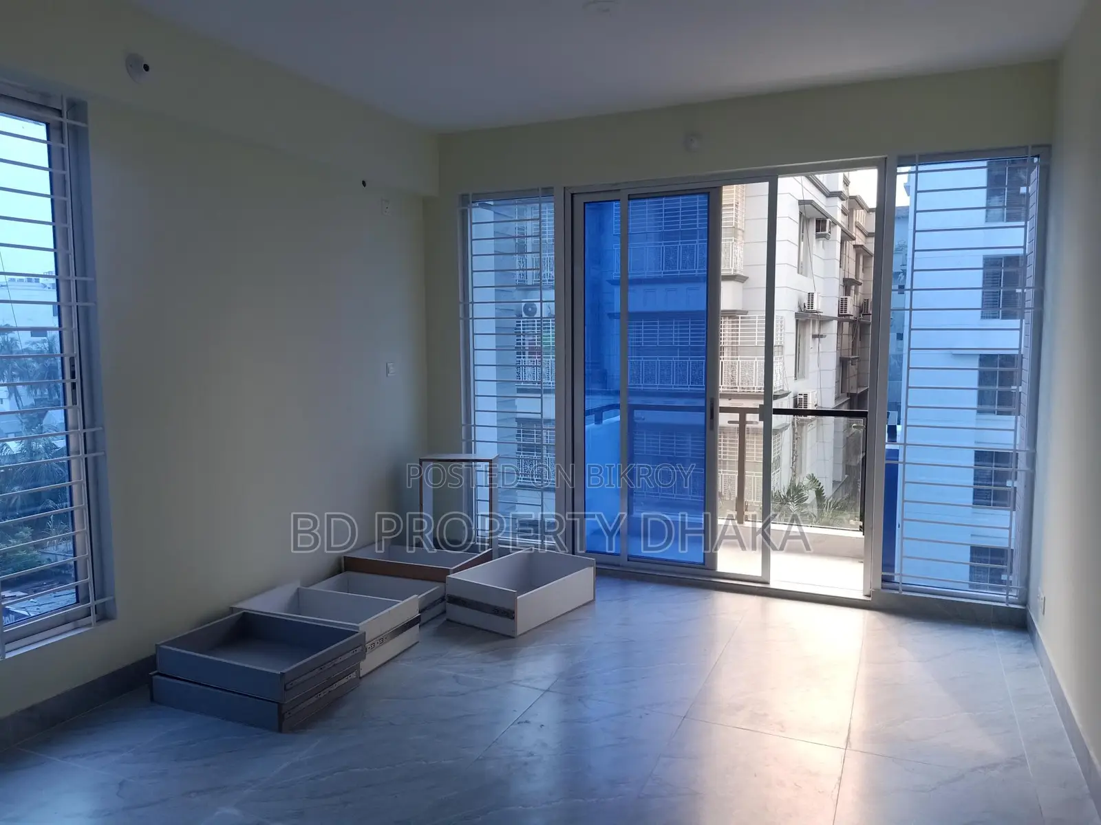 2100 Sqft Un furnished Apt Rent in Banani in Banani