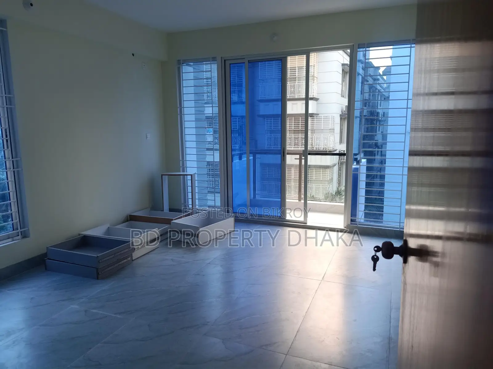 2100 Sqft Un furnished Apt Rent in Banani in Banani
