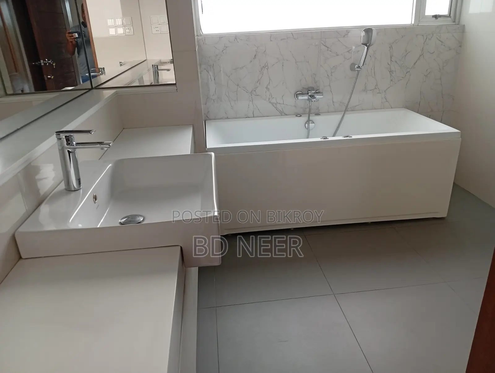 Penthouse With Swimming Pool 4 Bedroom Apt. Rent in North Gulshan-2 in Gulshan