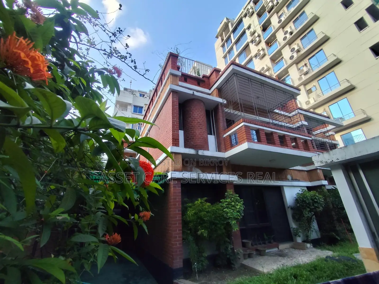 Baridhara Diplomatic Zone Exclusive Independent House Rent in Baridhara