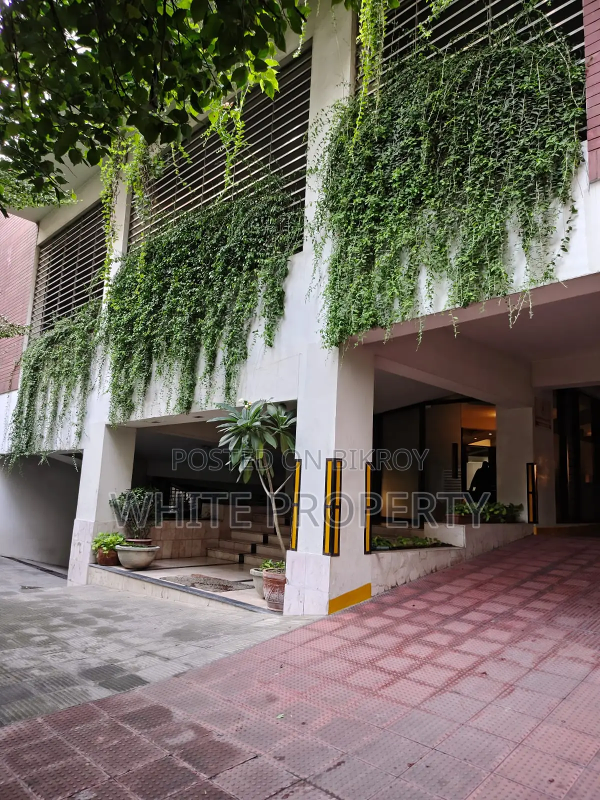 Apartment for Sale in North Baridhara in Baridhara
