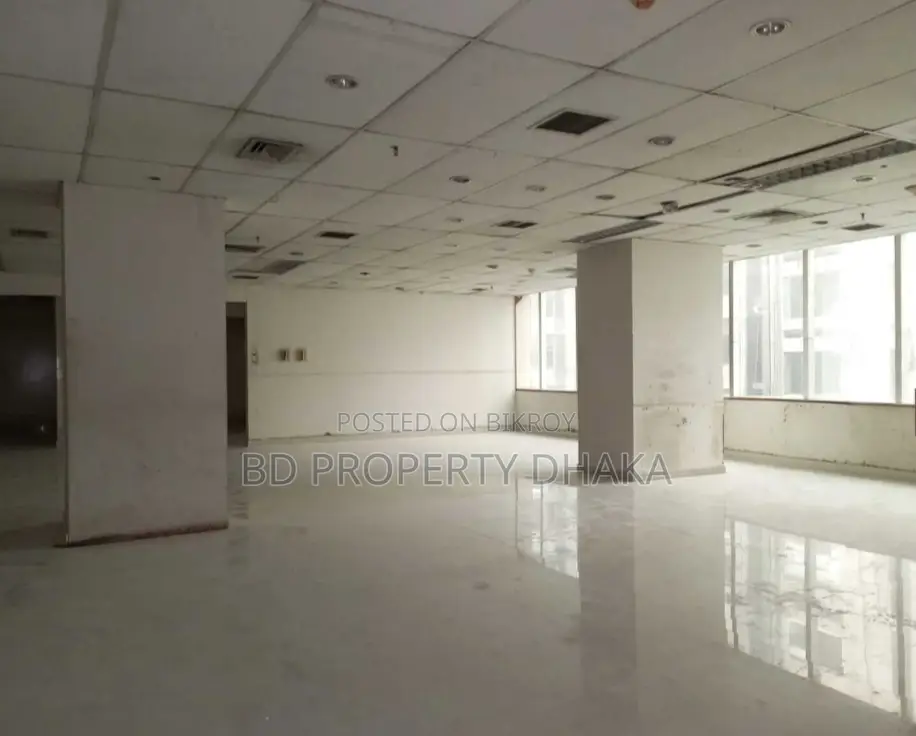 3000 Sqft Open Commercial Space Rent In Gulshan Avenue in Gulshan