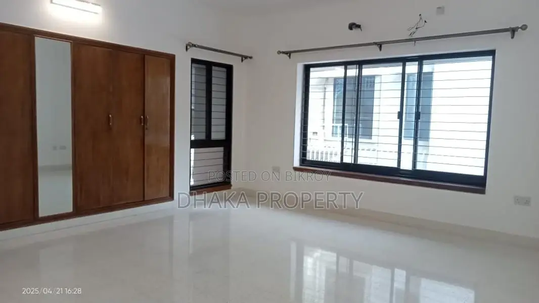 4Bedroom_Big Flat Rent At Gulshan 2 in Gulshan