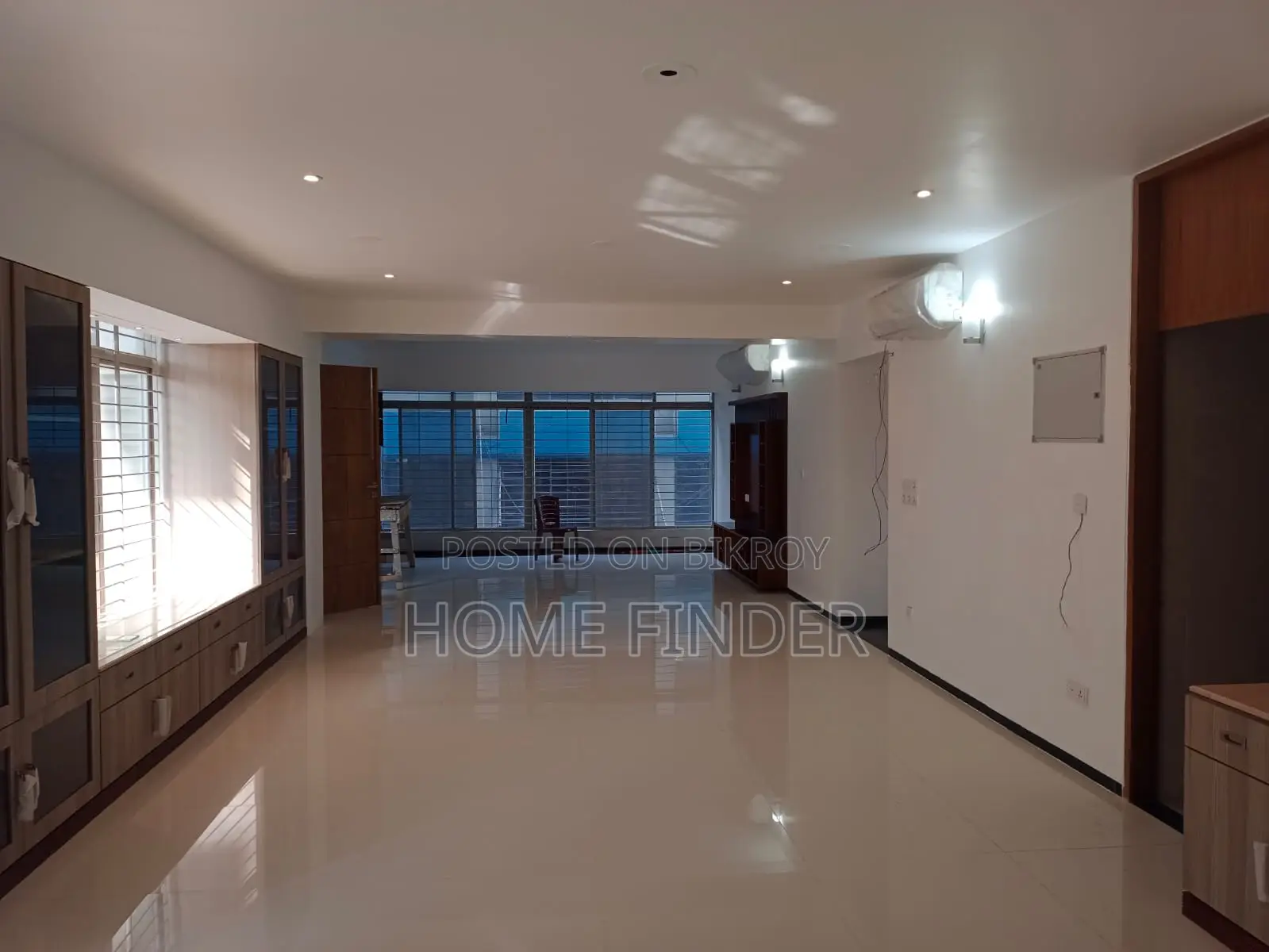 3500 Sqft Ready Apartment Available for Rent in Gulshan 2 in Gulshan