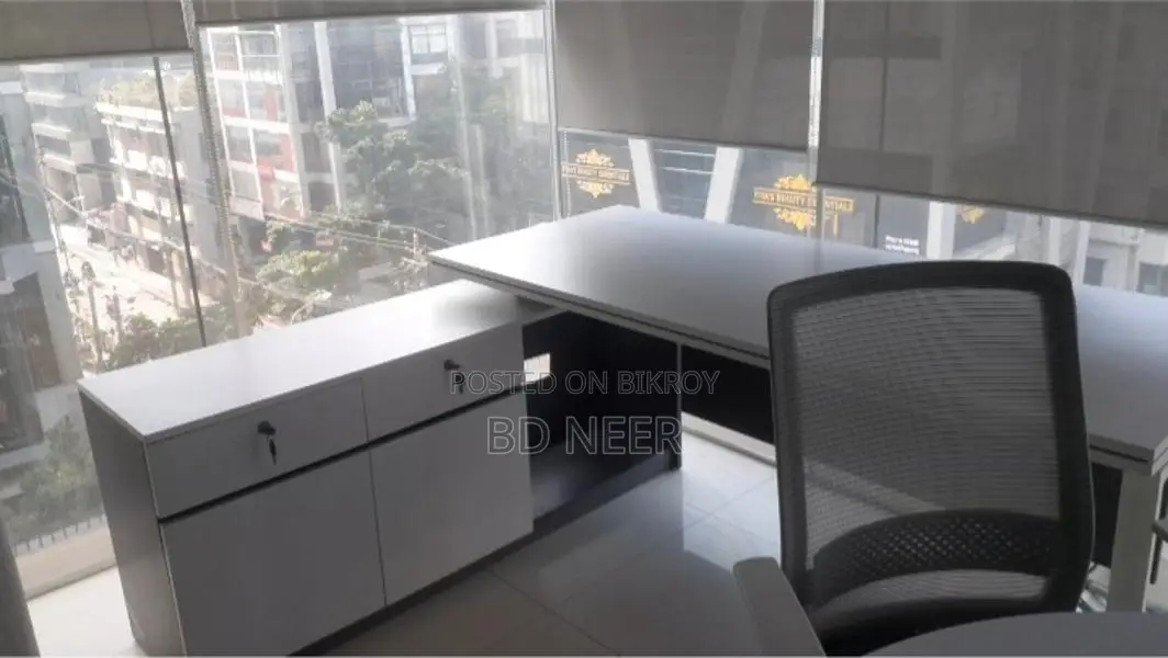 Commercial Furnished 2200 SqFt Office For Rent in Banani in Banani