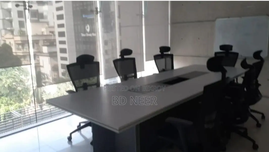 Commercial Furnished 2200 SqFt Office For Rent in Banani in Banani