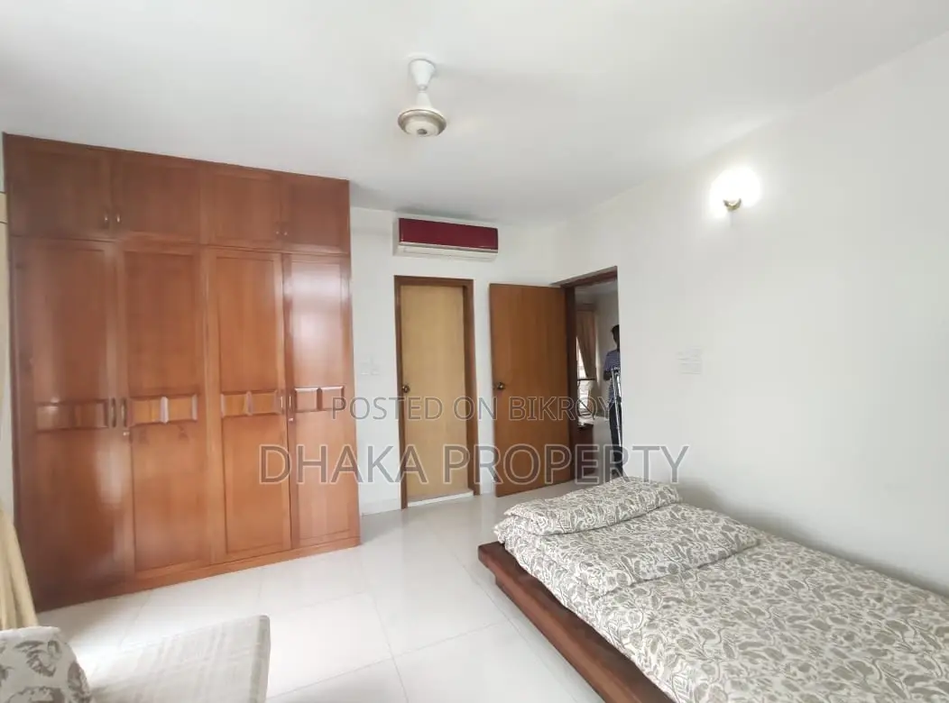 very Good Full-Furnished Apartment Rent In Gulshan in Gulshan
