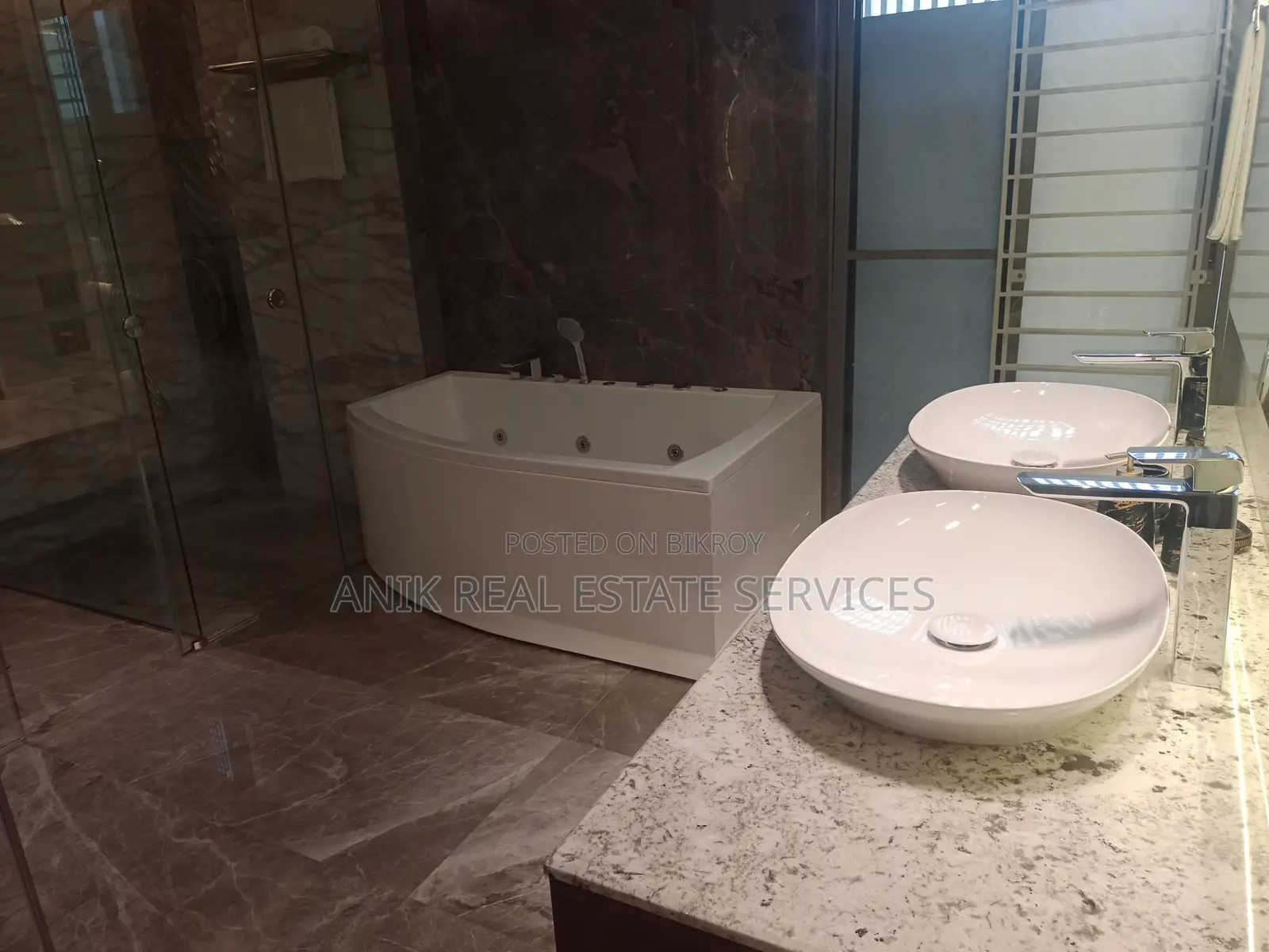 Luxurious Fully Furnished Swimming Pool Gym Flat Rent In Gulshan 2 in Gulshan