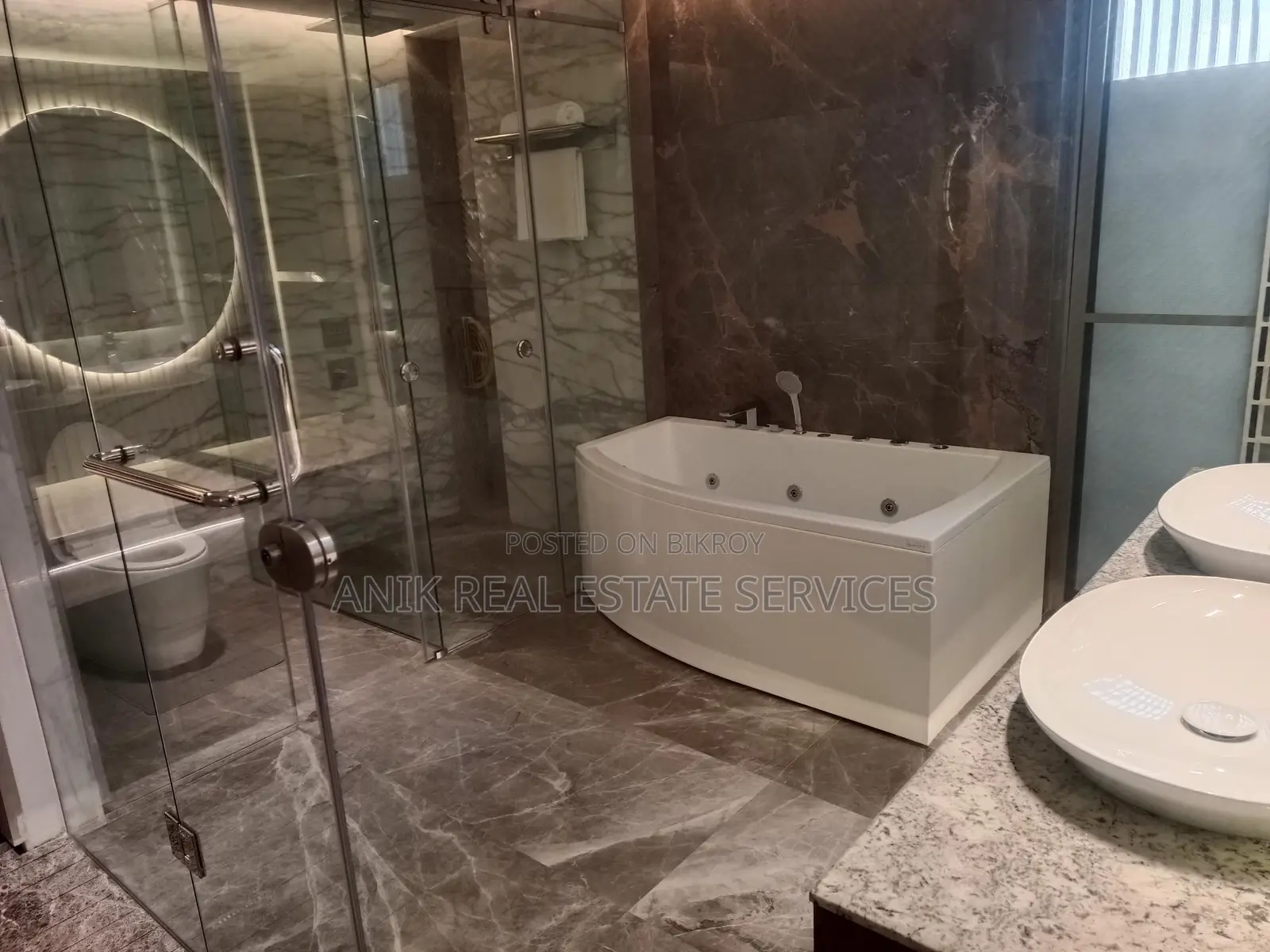 Luxurious Fully Furnished Swimming Pool Gym Flat Rent In Gulshan 2 in Gulshan