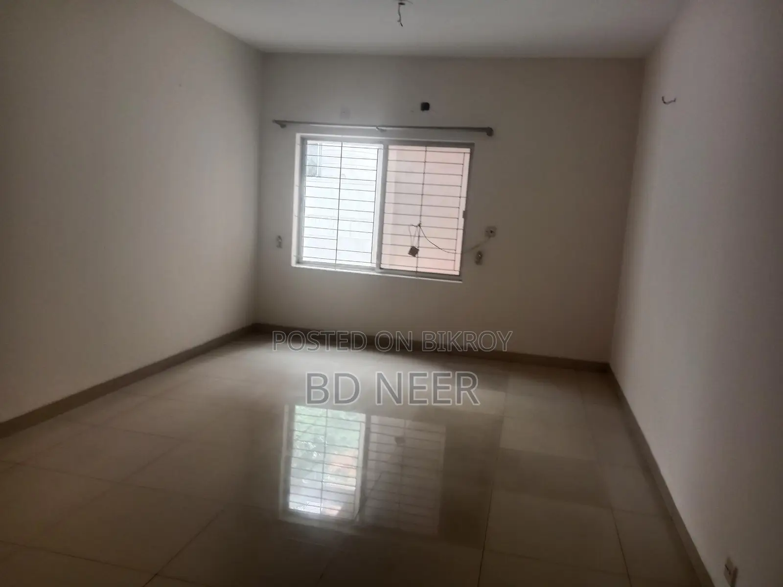 nice 2750 sft 4 Bed room apt available at banani in Banani