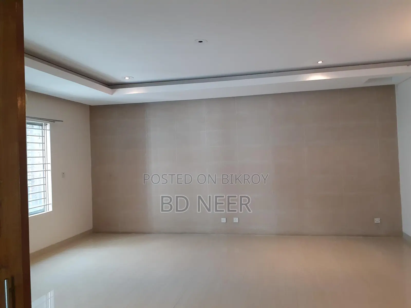 Semi Furnished 5000 sqft 4 Bed Flat Rent Gulshan-1 in Gulshan