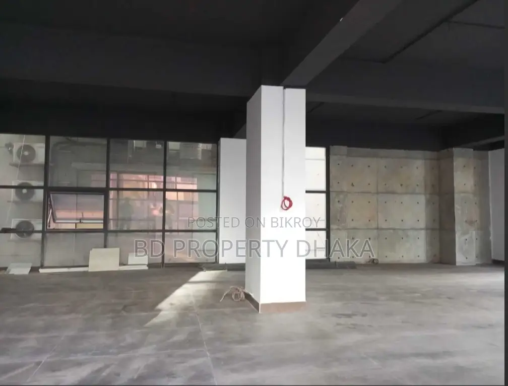 2200 Sqft Excellent Office Space Rent In Banani in Banani