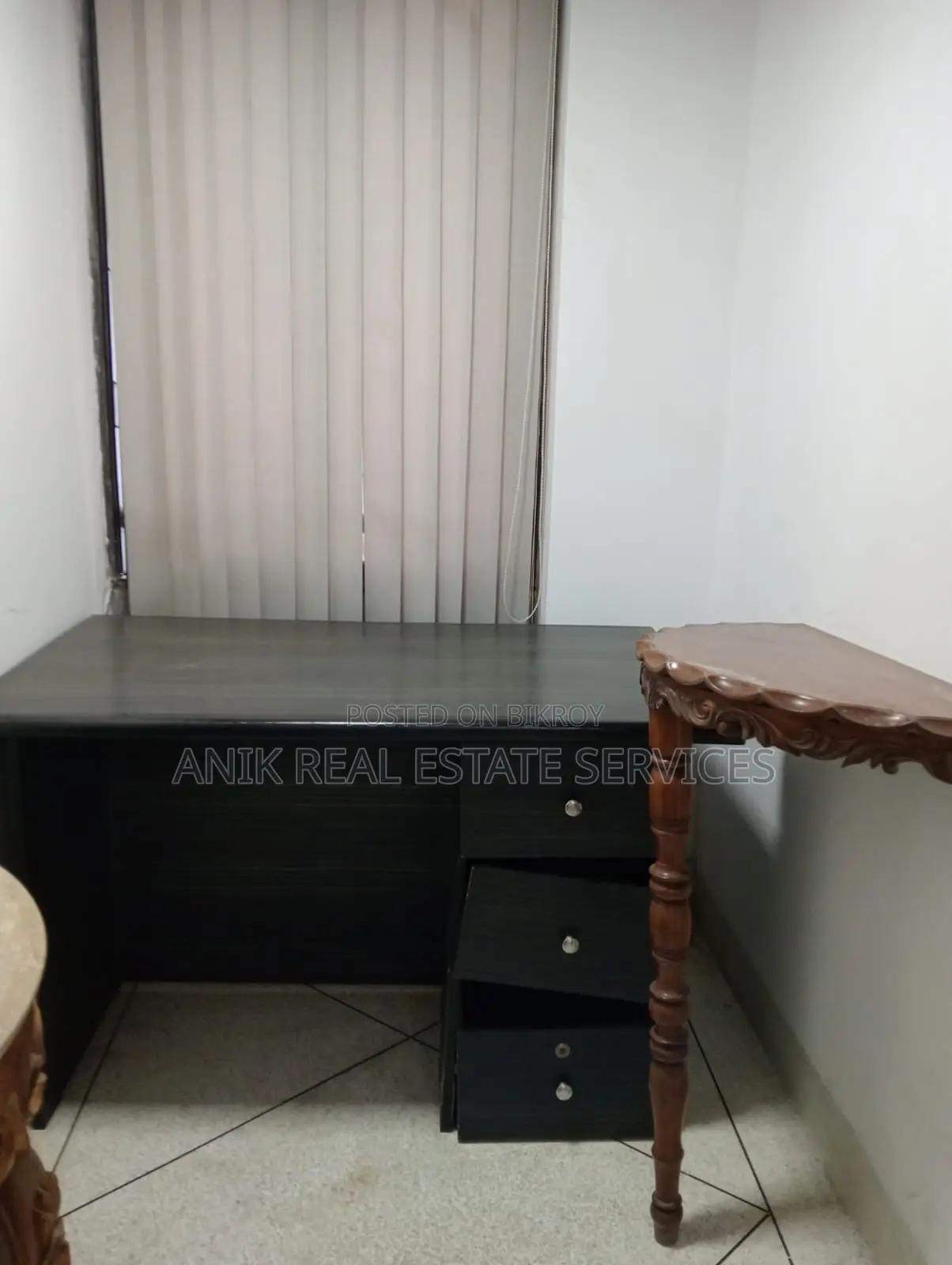 2200 Sft Semi Farnised Office Space Rent At Gulshan 1 in Gulshan