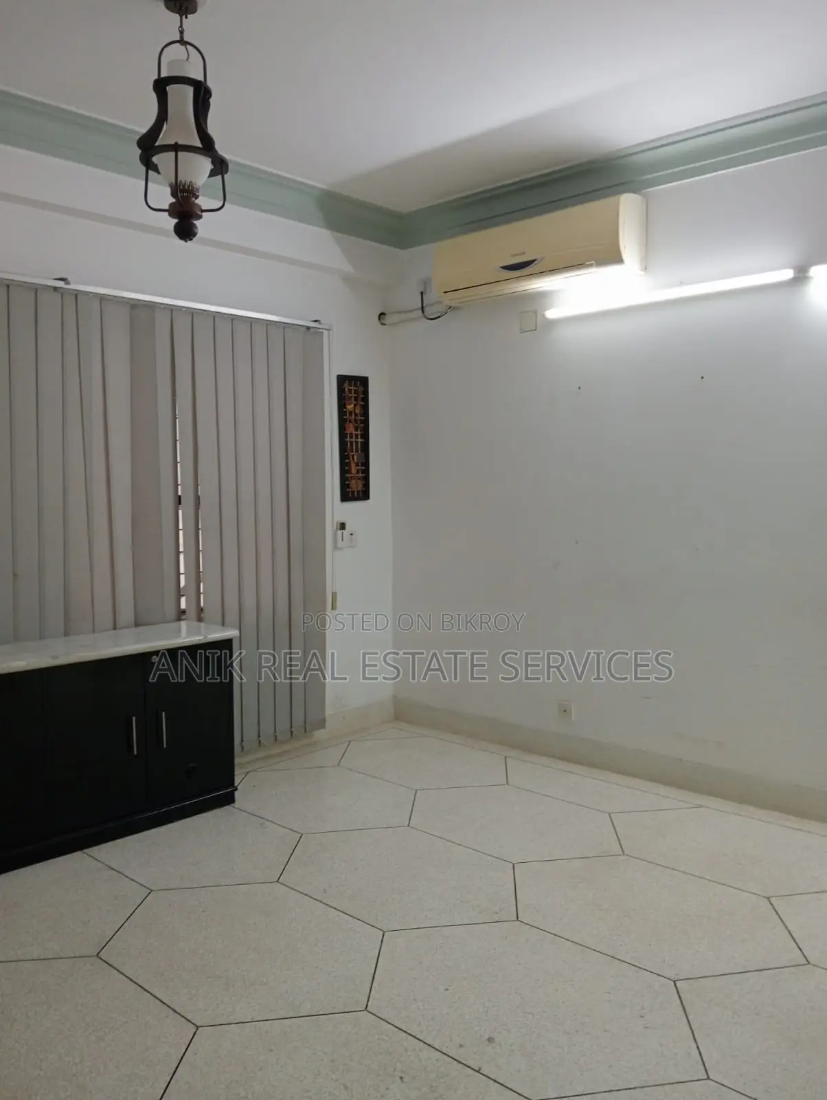2200 Sft Semi Farnised Office Space Rent At Gulshan 1 in Gulshan