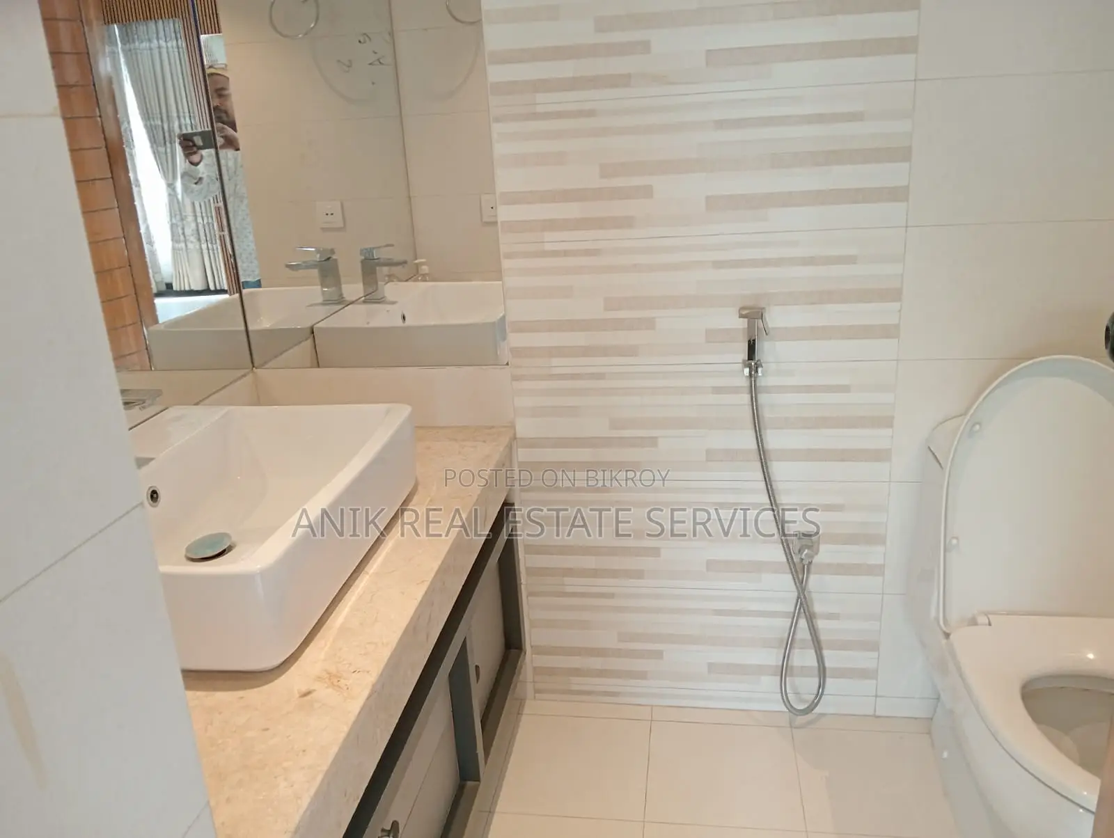 Luxurious Full Farnised Flat Rent At Gulshan 2 in Gulshan