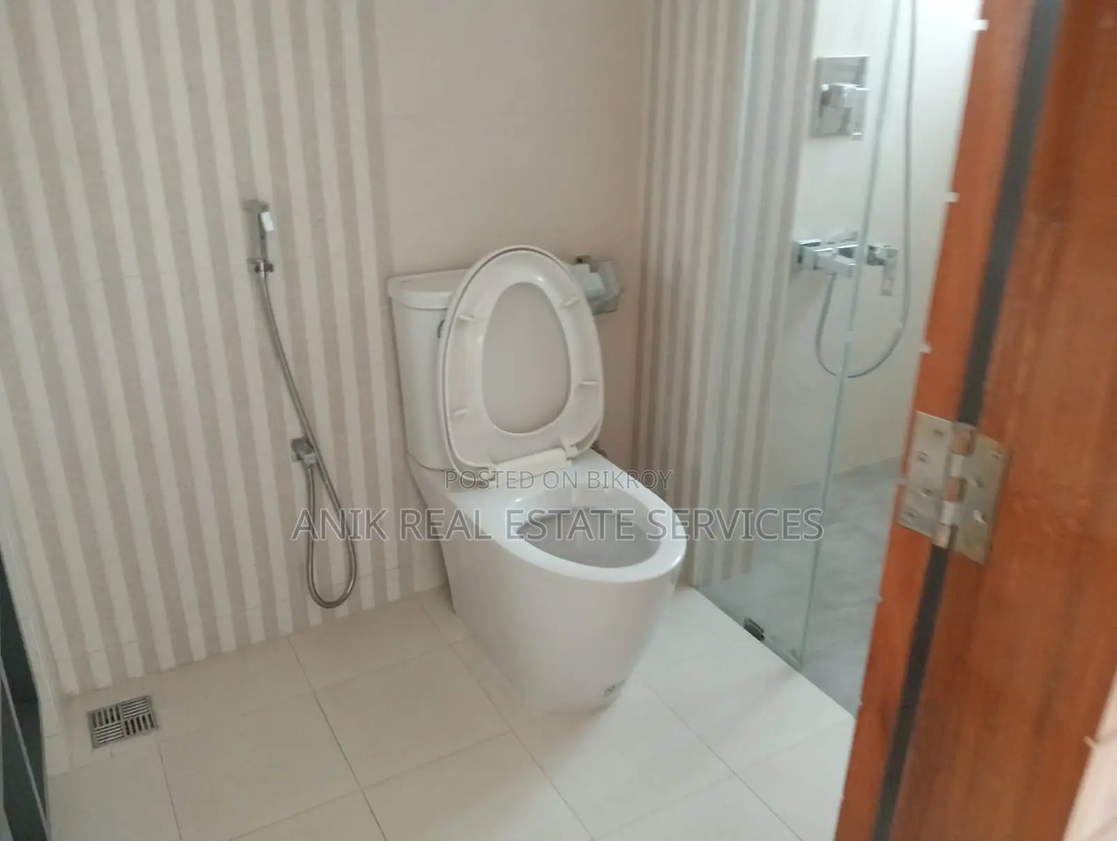 Luxurious Full Farnised Flat Rent At Gulshan 2 in Gulshan