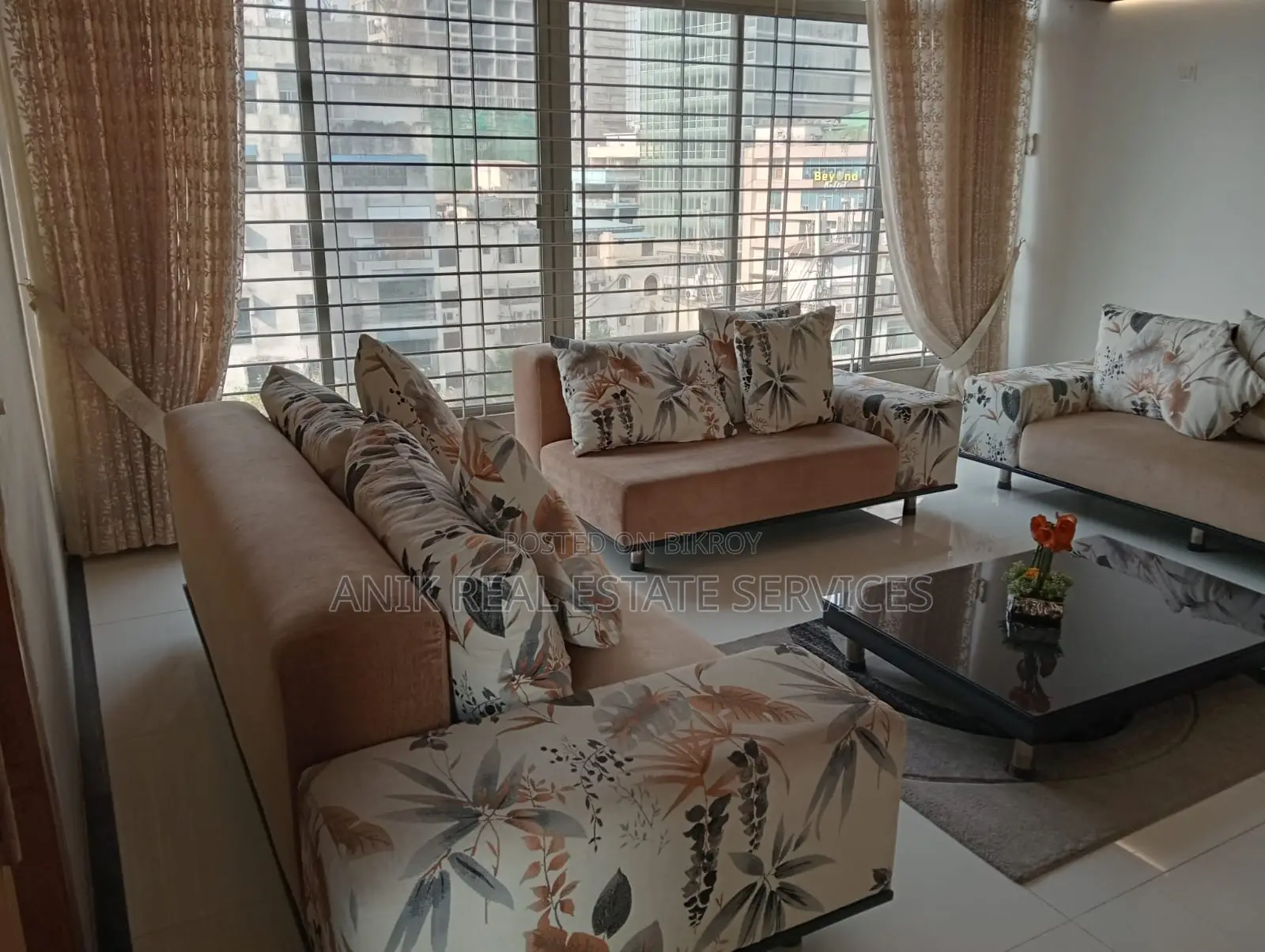 Luxurious Full Farnised Flat Rent At Gulshan 2 in Gulshan