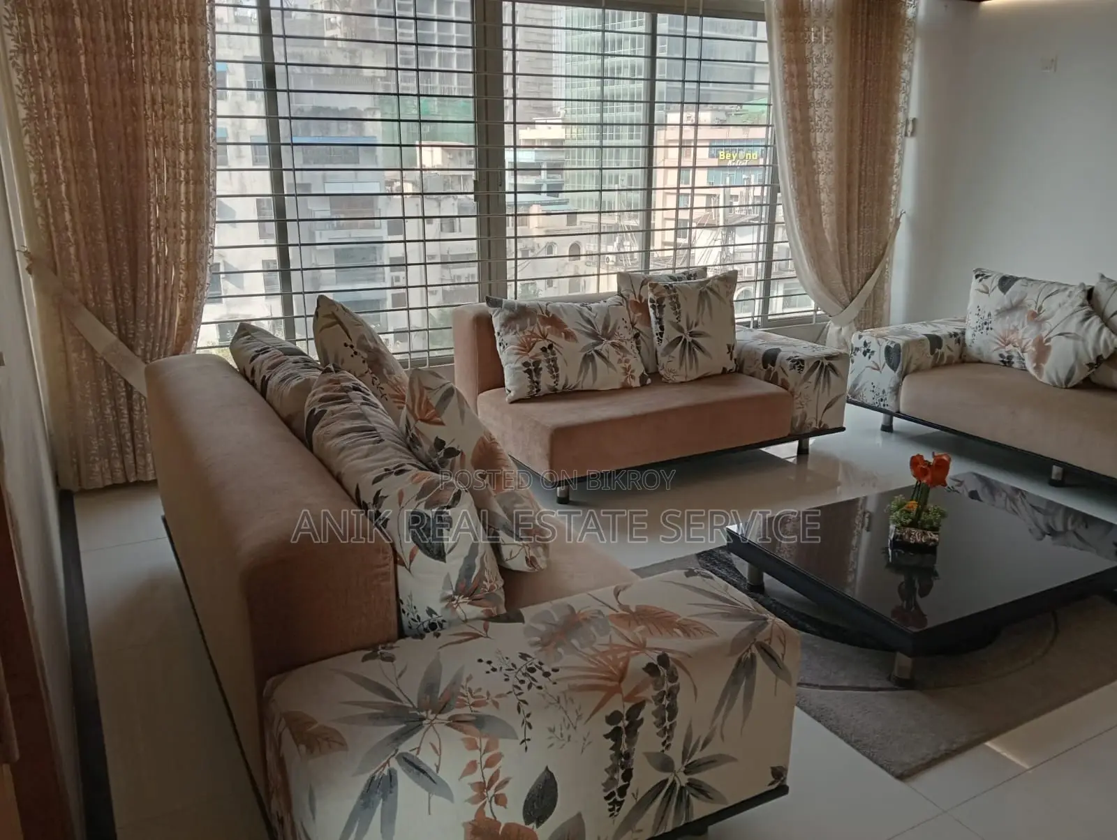 Luxurious Full Farnised Flat Rent At Gulshan 2 in Gulshan