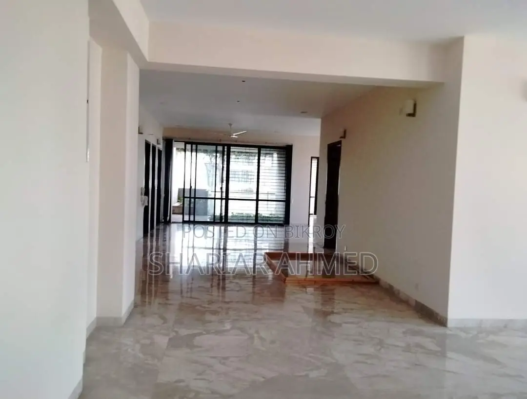 4000 SqFt Swimming Pool Gym Apartment For Rent In Gulshan-2 in Gulshan