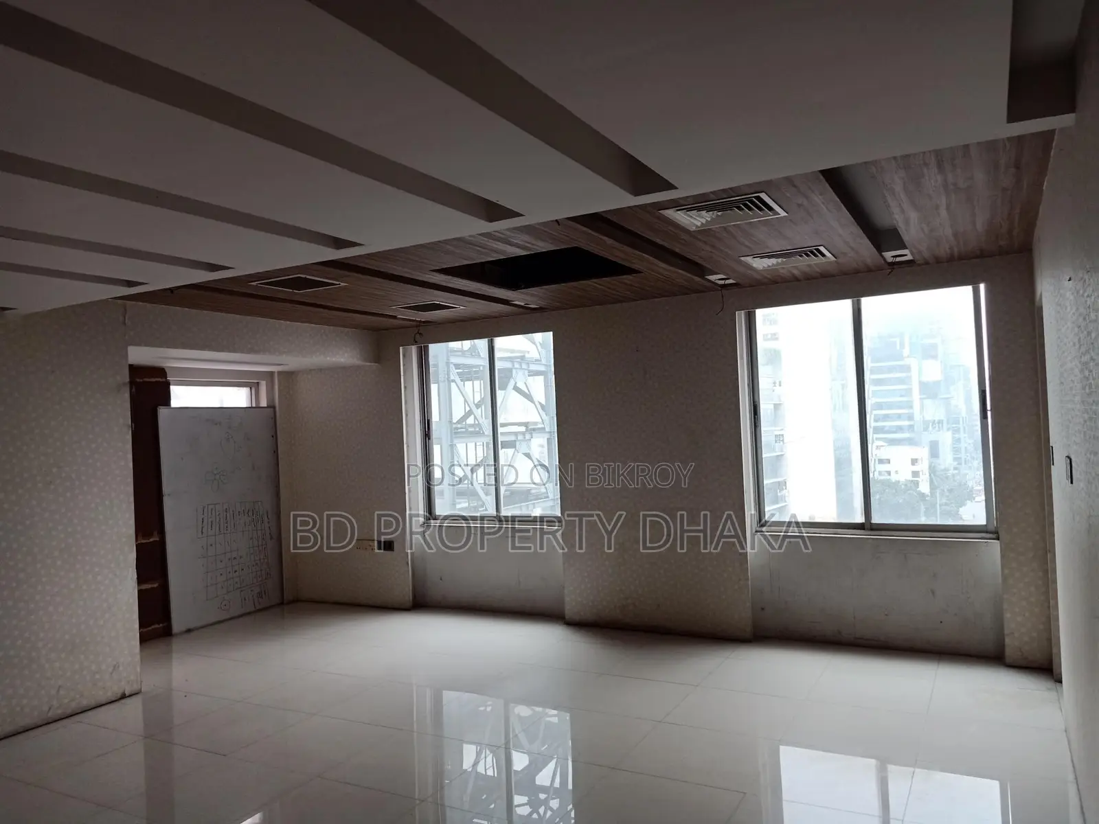 5800 Sqft Open Commercial Space Rent In Gulshan Avenue in Gulshan