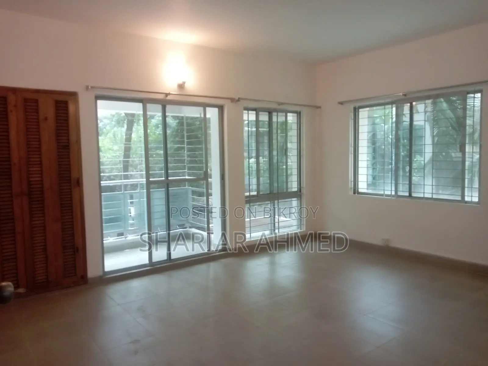 Unfurnished 3Bed-2300 SqFt Flat For Rent In Gulshan in Gulshan