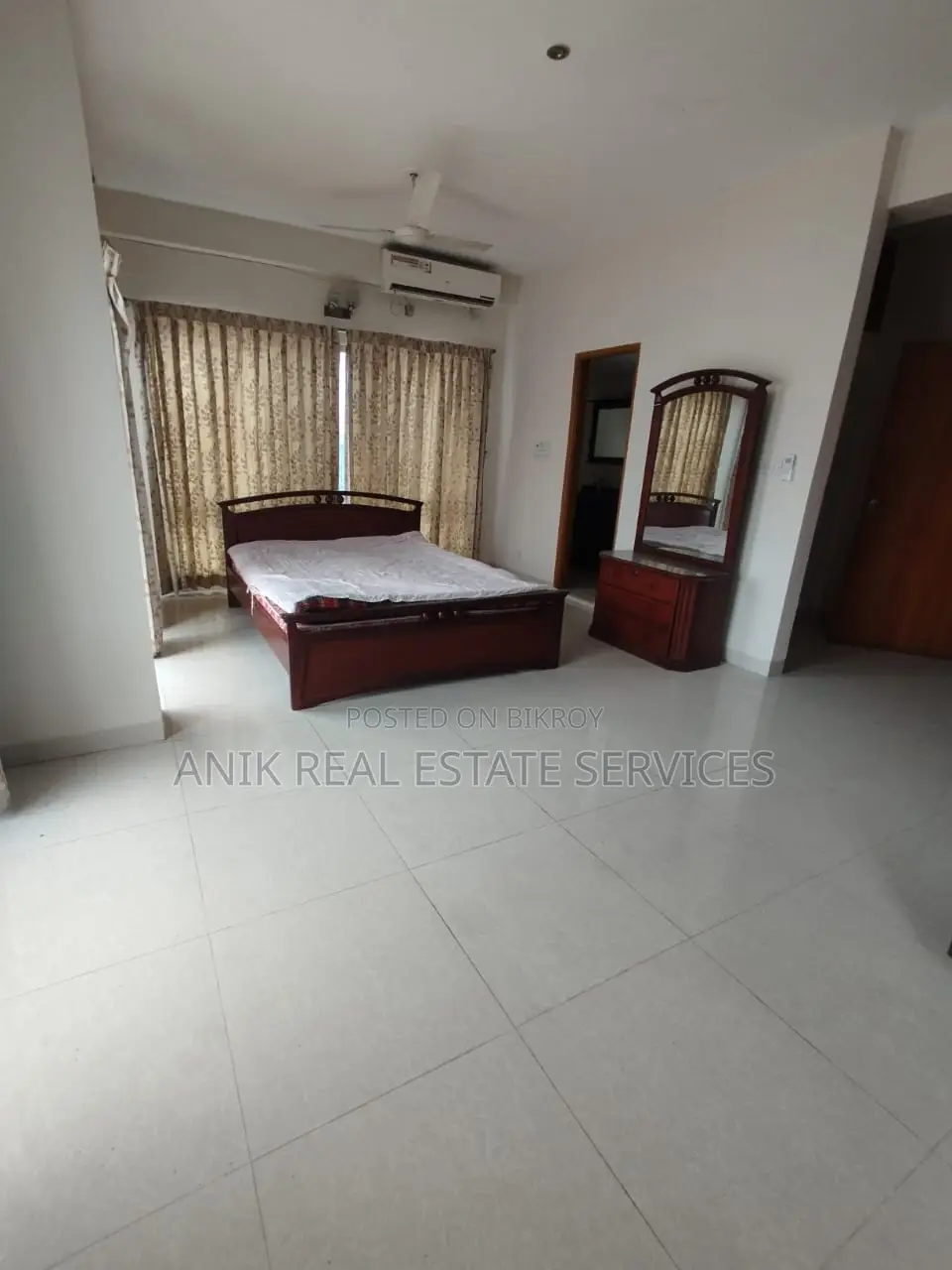 Good Quality 3 Bedroom Full Farnised Flat Rent At Banani in Banani