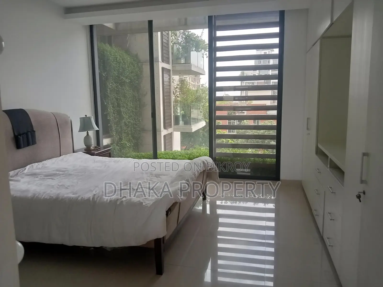 Gym-Swimming pool Facilities Luxurious Apartment Rent in Banani in Gulshan