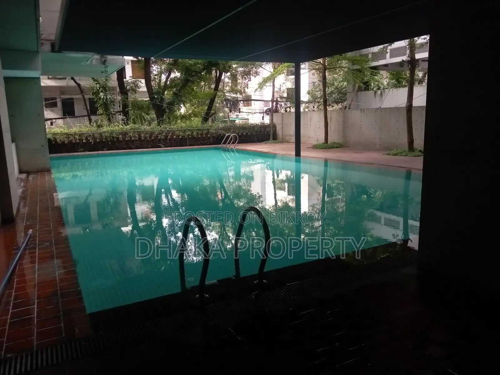 Gym-Swimming pool Facilities Luxurious Apartment Rent in Banani in Gulshan