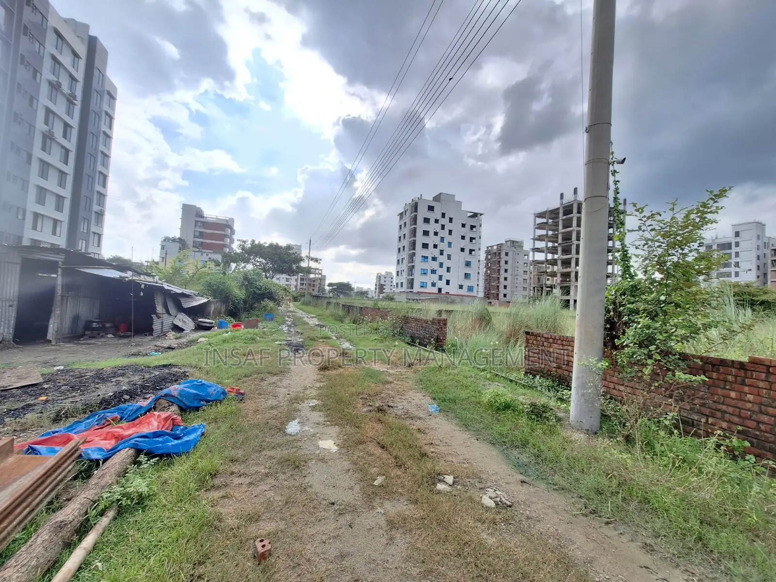 Bashundhara M Block 30 Feet Road a 10, Katha South Facing Land Sale in Basundhara