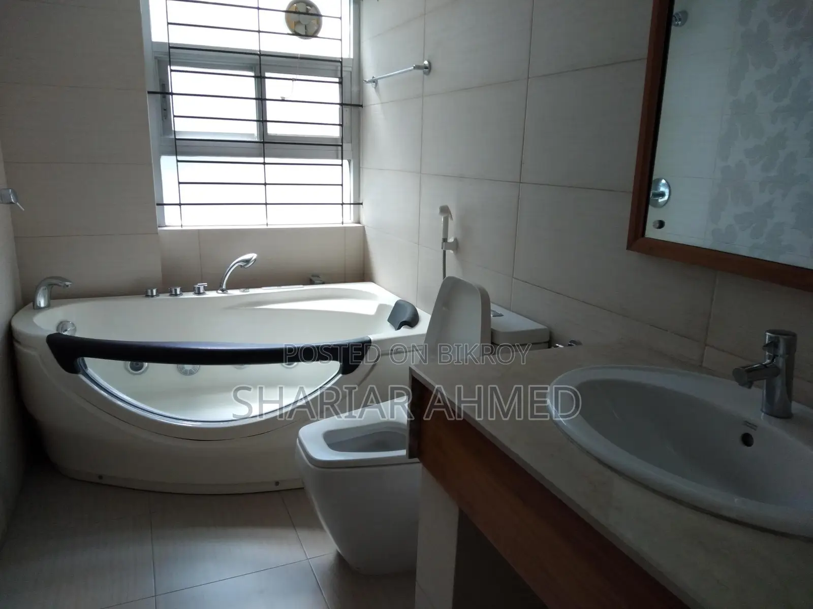Offering You An Excellent 2950 Sq Ft Flat For Rent In Gulshan in Gulshan