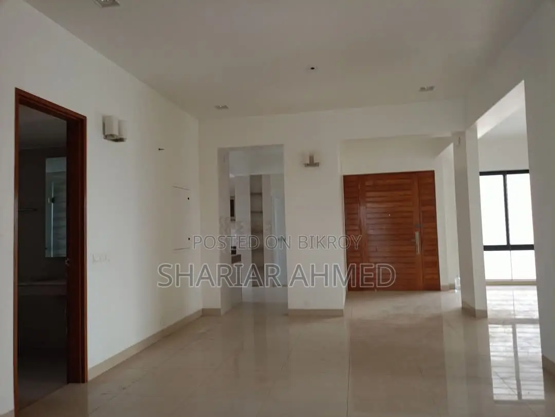 Luxurious Flat with Swimming Pool & Gym for Rent @ Gulshan 2 in Gulshan