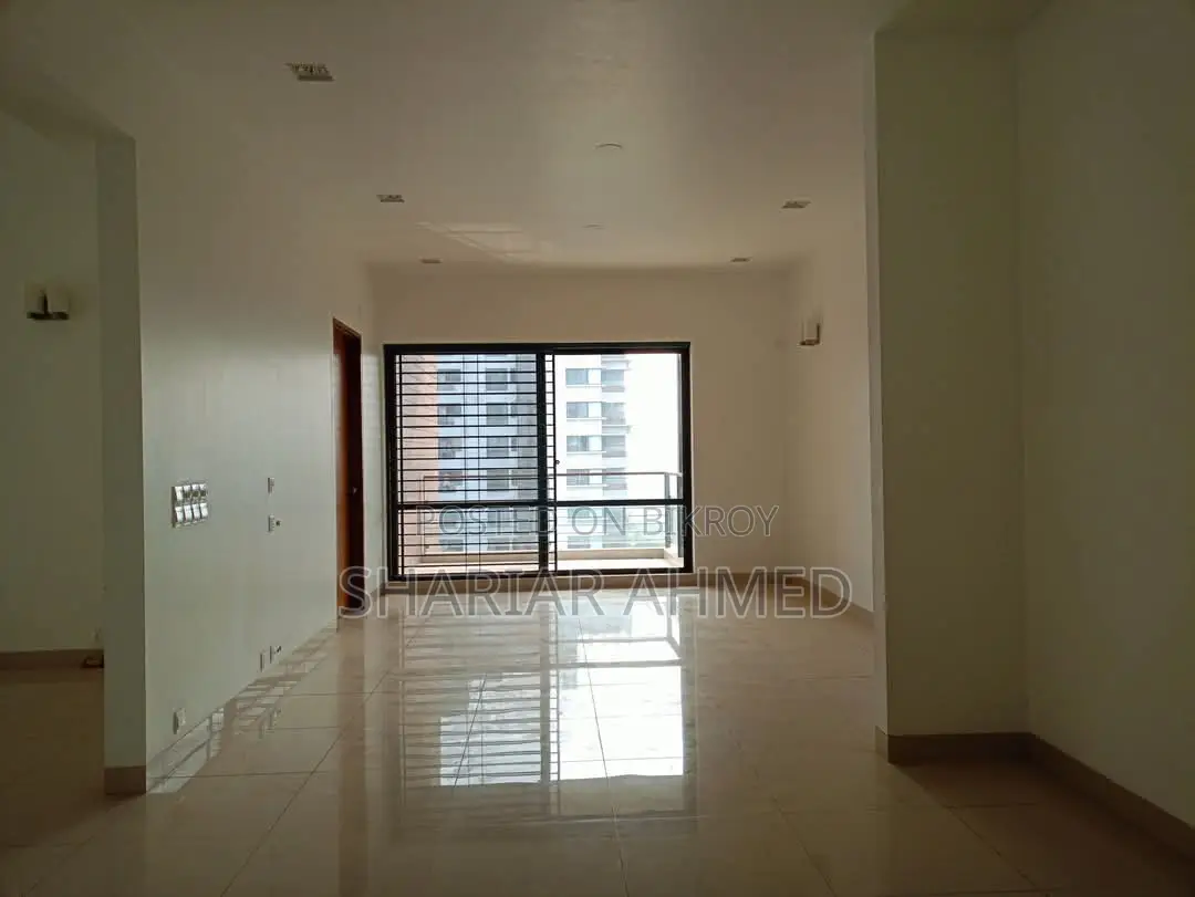 Luxurious Flat with Swimming Pool & Gym for Rent @ Gulshan 2 in Gulshan