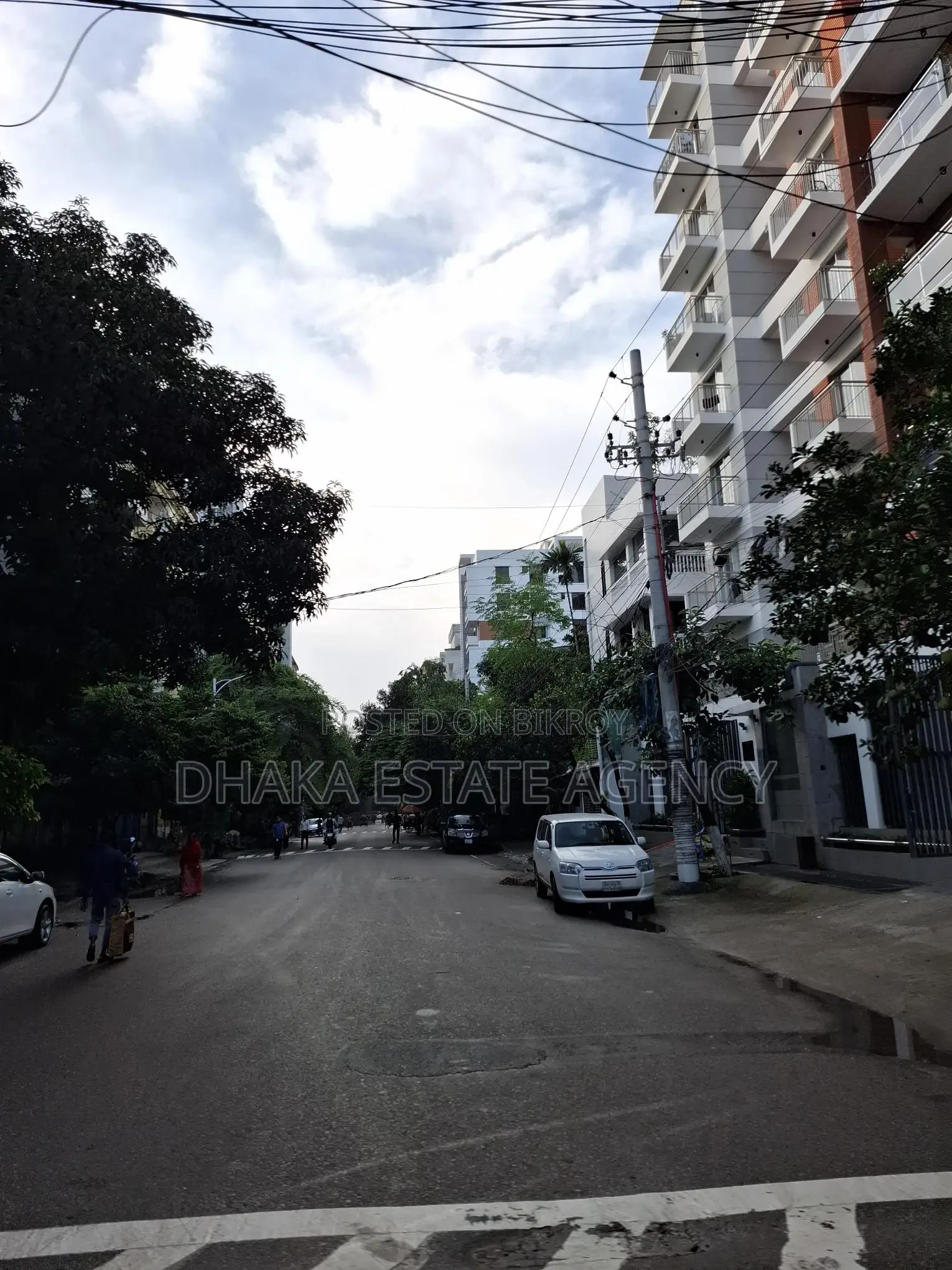 BLOCK D, 5 KATHA in Basundhara