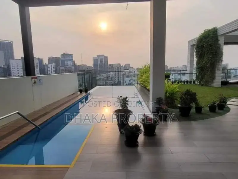Premium Quality 3900-Sqft Luxury Apartment Rent in Gulshan -2 in Gulshan