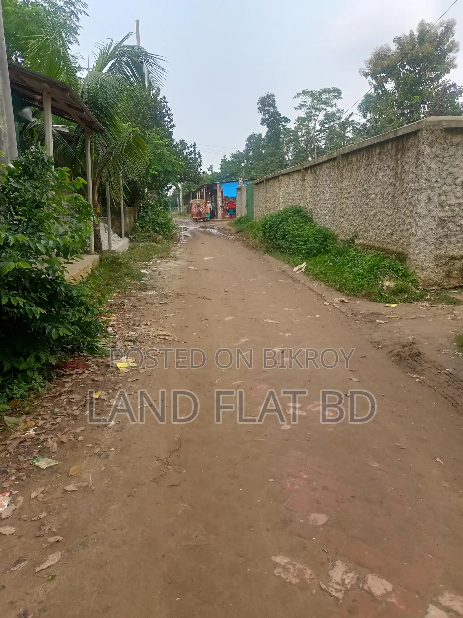 10 Katha Plot for Sale, Suitable for Living in a Quiet Environment in Savar