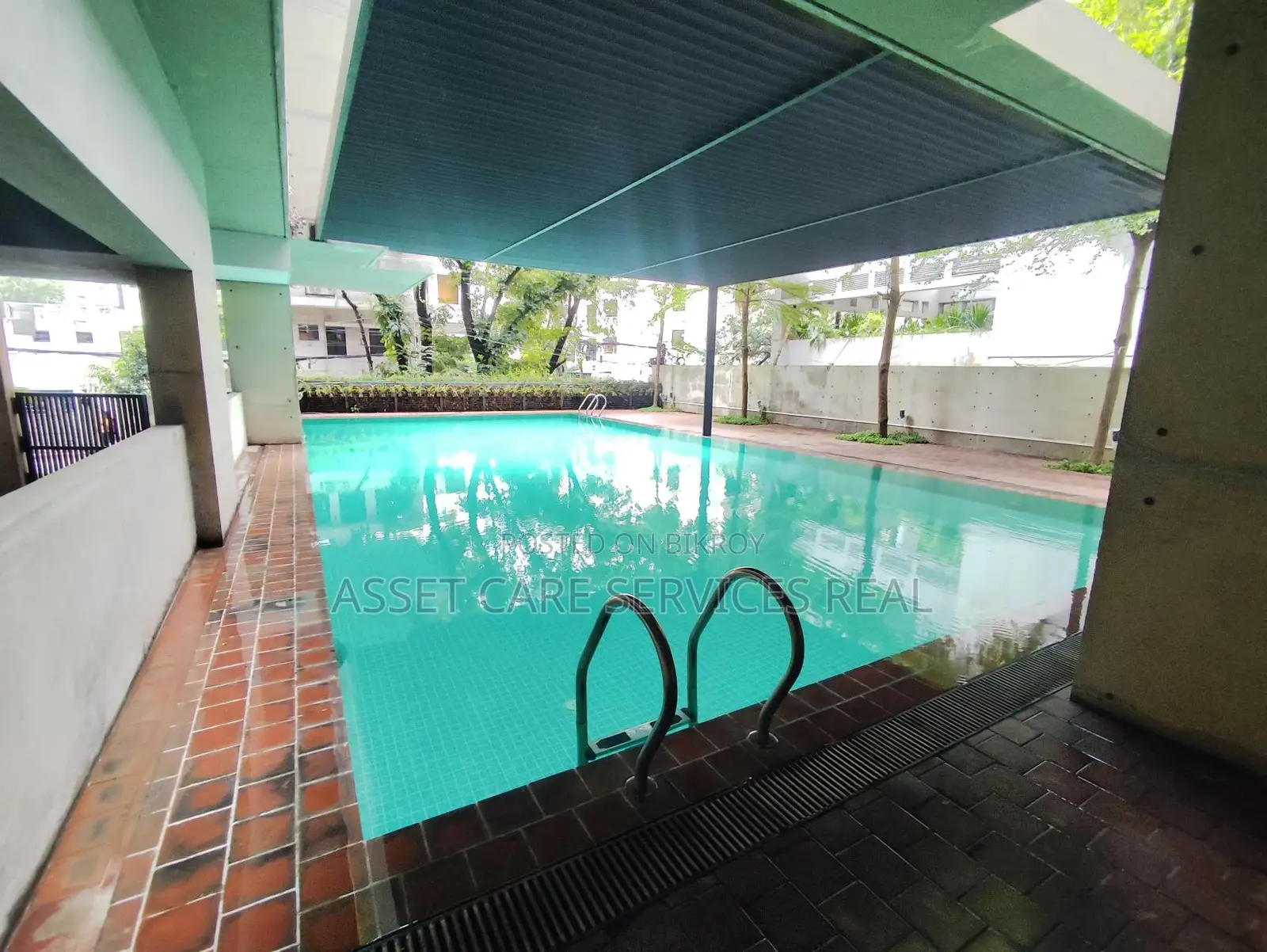 Swimming Pool-Gym Facilities 3Bed Furnished 10th Floor Apartment Rent in Banani