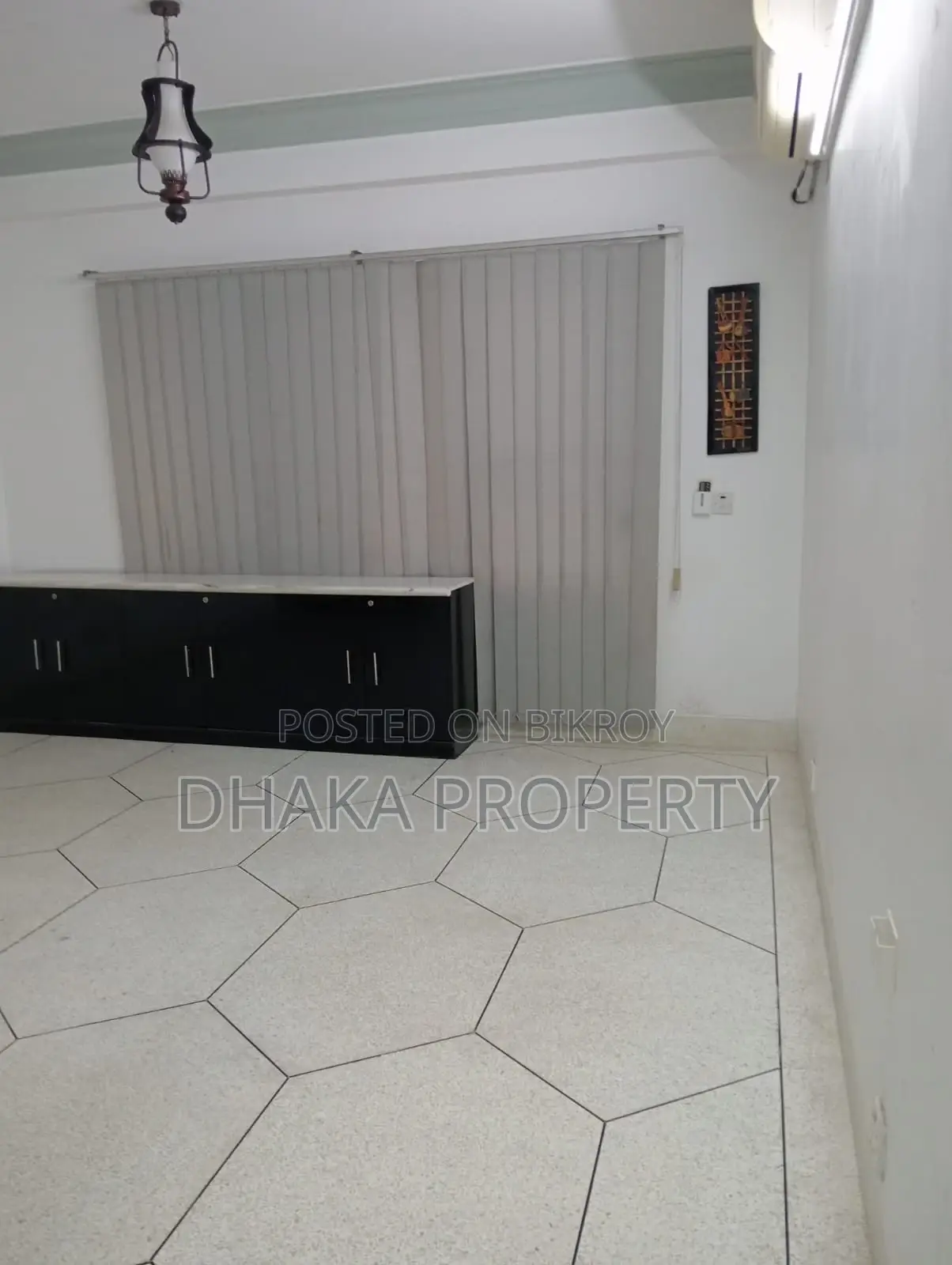 2400sqFt.Office Rent at Gulshan 1 in Gulshan
