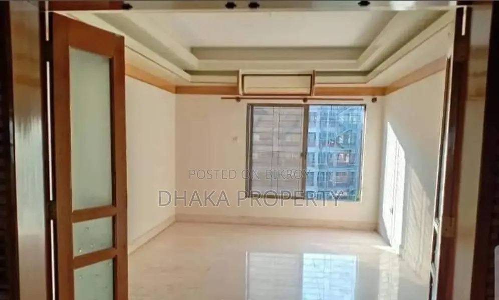 5-Beds Lake View (4200-Sqft) Apartment Rent in Gulshan -2 in Gulshan