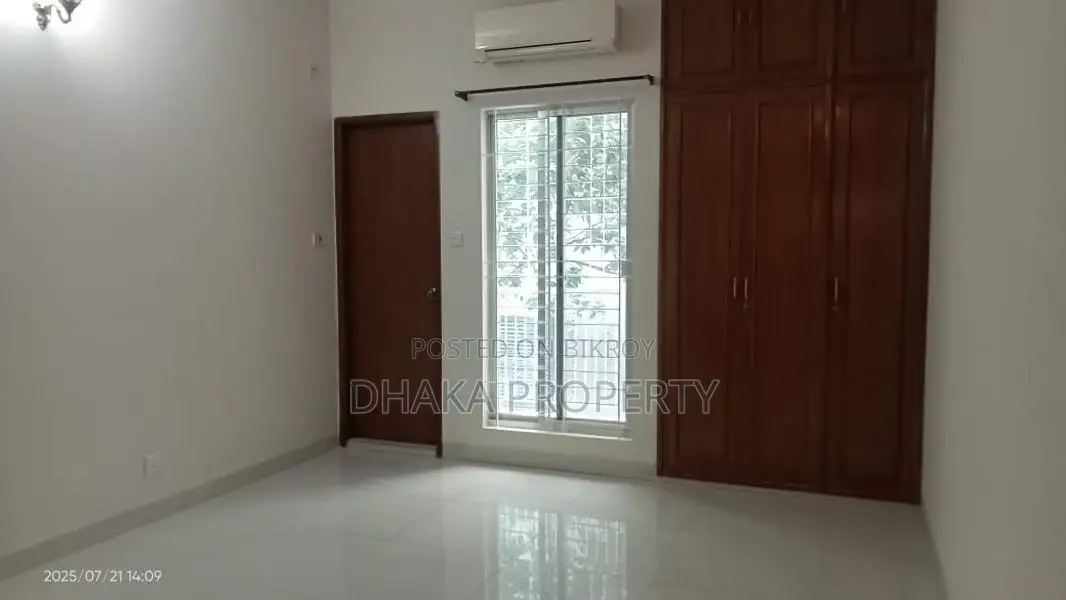 3Bed Semi Furnish Apartment Rent In Gulshan in Gulshan