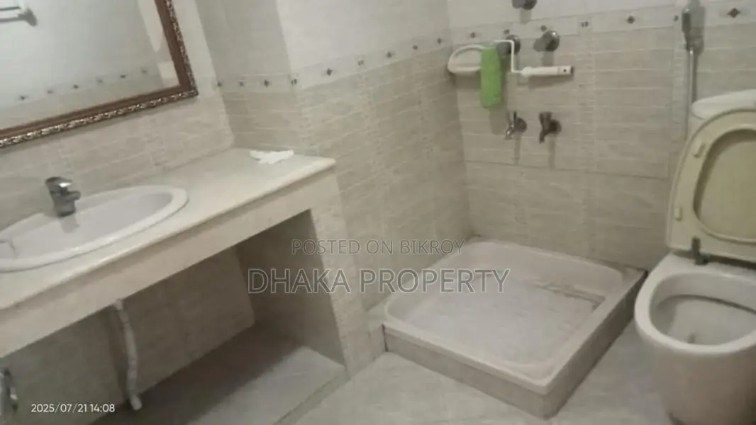 3Bed Semi Furnish Apartment Rent In Gulshan in Gulshan