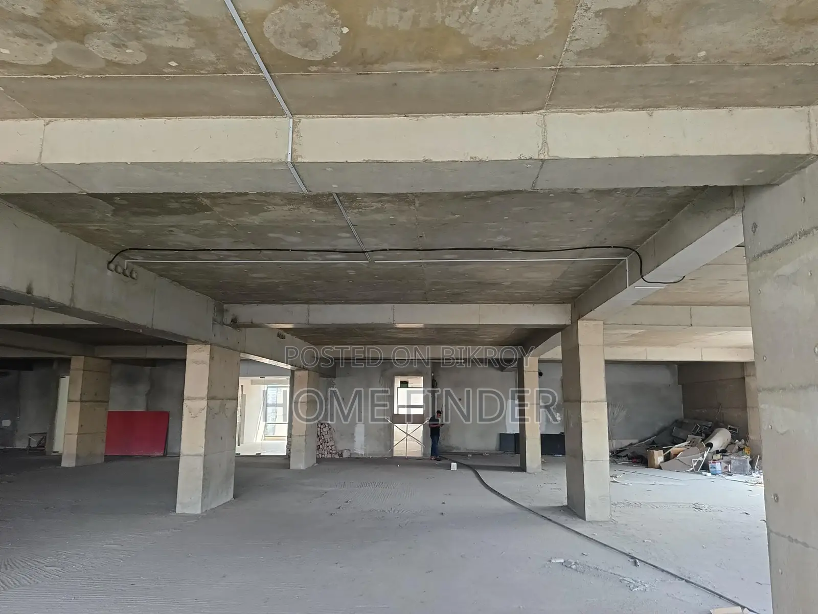 7300 Sqft Biggest Office Rent In Gulshan Avenue in Gulshan
