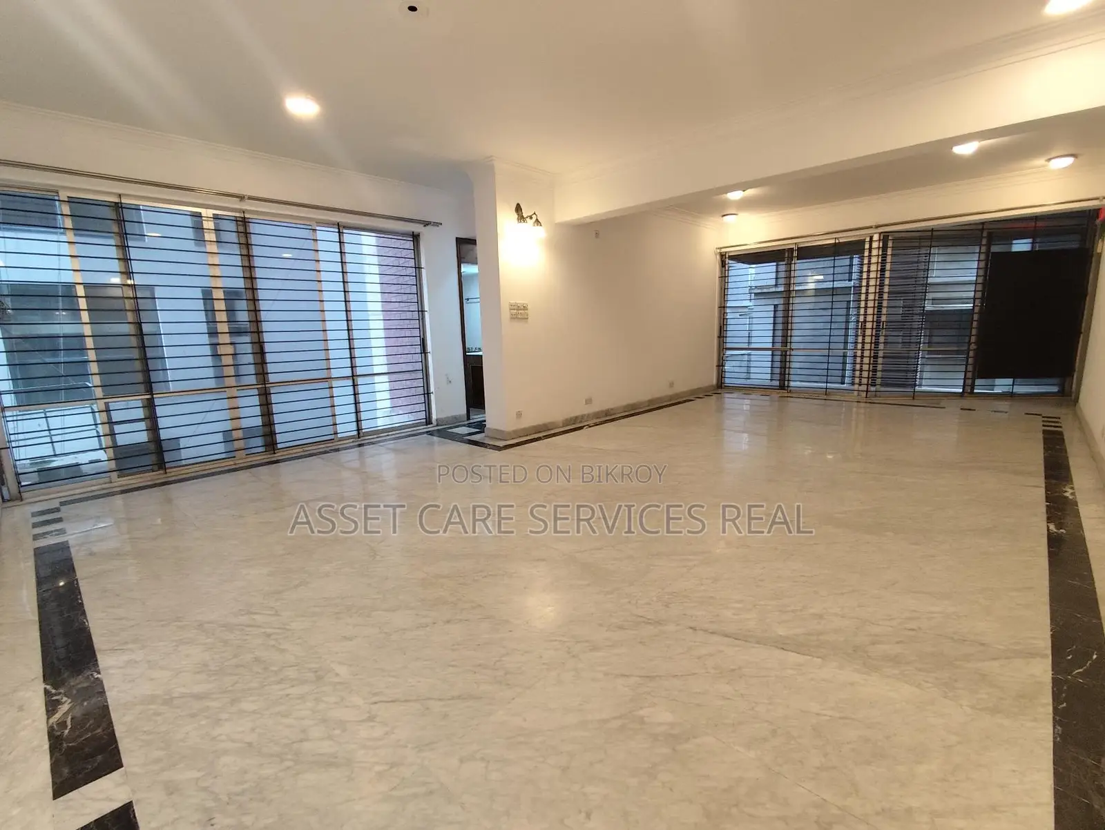 4-Bedroom Unfurnished Exclusive Apartment for Rent in Baridhara Diplomatic Zone in Baridhara