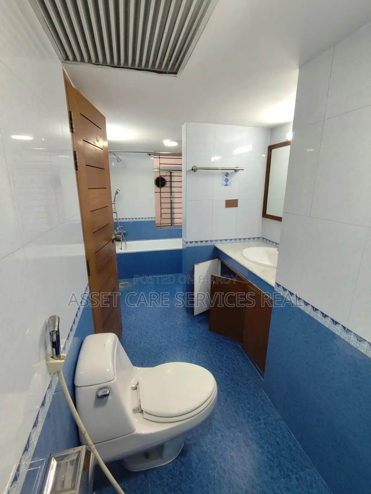 4-Bedroom Unfurnished Exclusive Apartment for Rent in Baridhara Diplomatic Zone in Baridhara