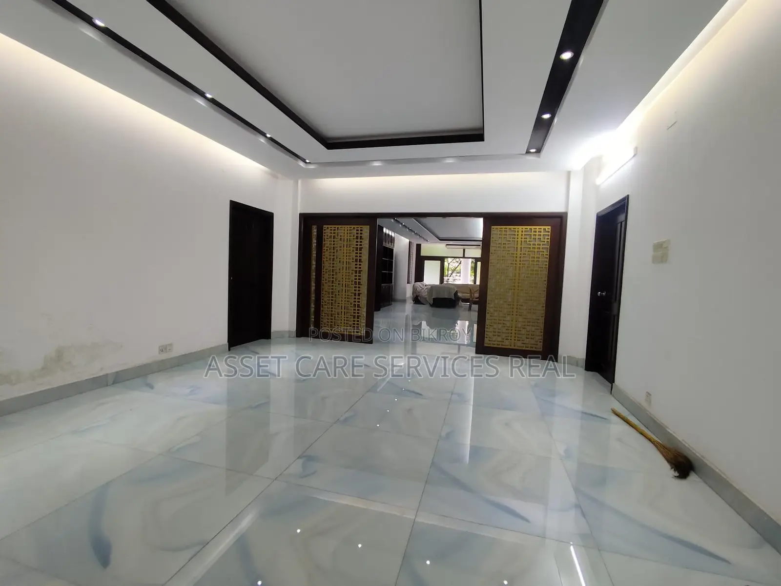 North Gulshan South Facing 4Bed Beautiful Apartment Rent in Gulshan