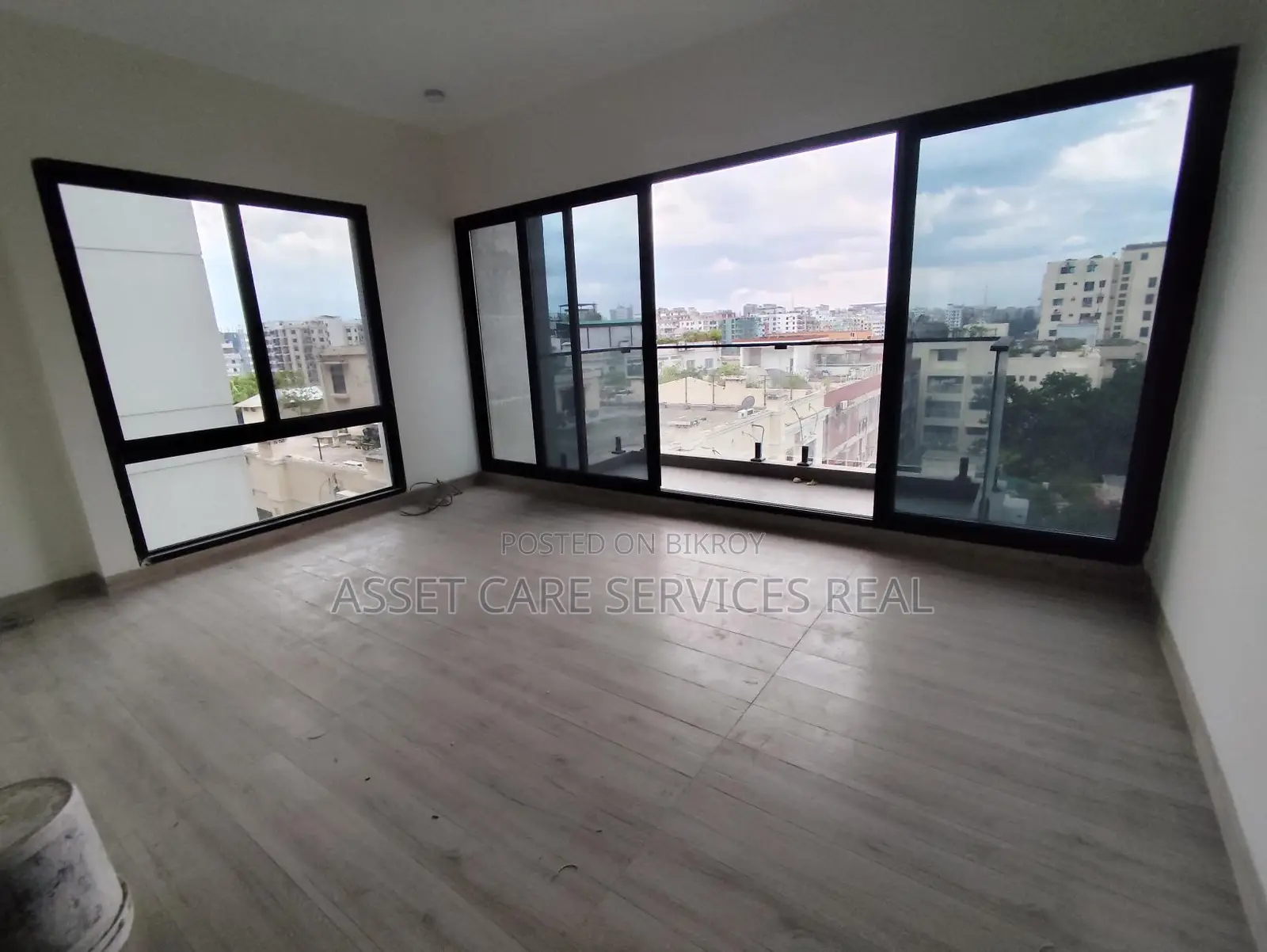 Brand New 4-Bed Apartment with Gym and Pool Facilities for Rent in Gulshan-2 in Gulshan