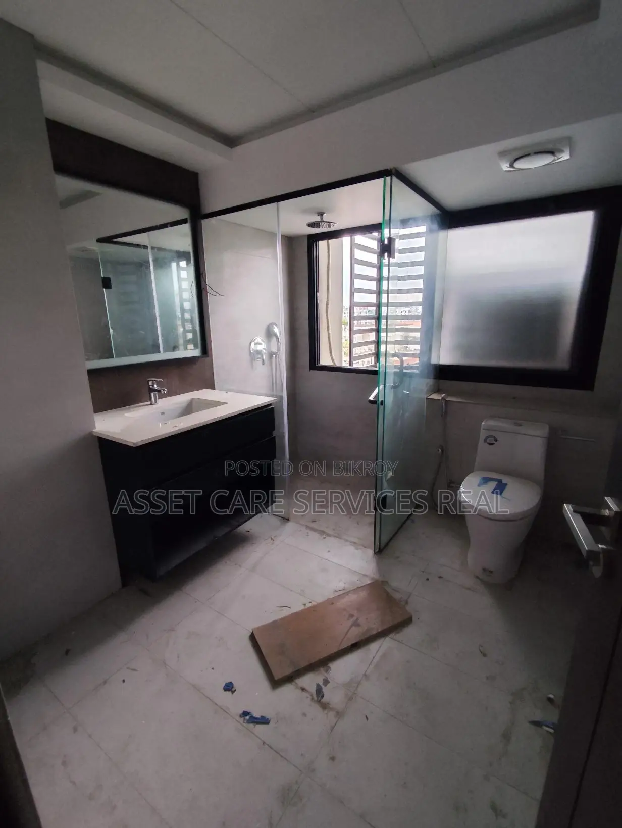 Brand New 4-Bed Apartment with Gym and Pool Facilities for Rent in Gulshan-2 in Gulshan