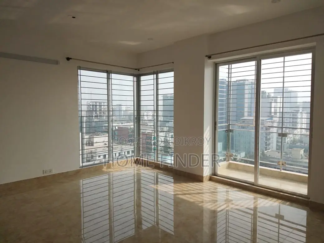 3300 Sft 4bed South Facing Flat Rent In Gulshan in Gulshan