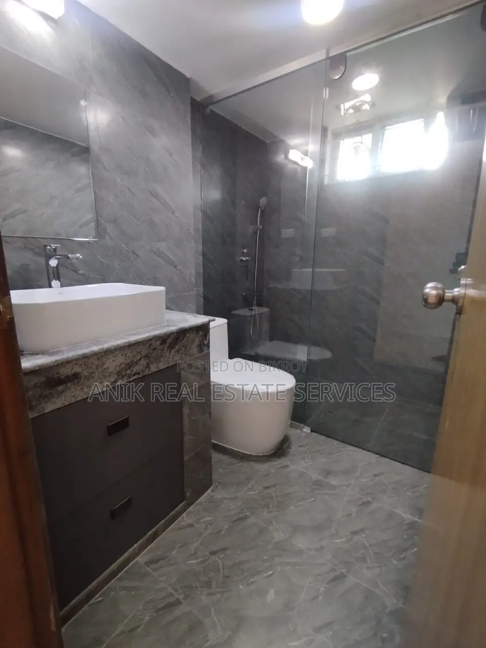 Wonderful Fully Furnished Flat Rent In Gulshan North in Gulshan